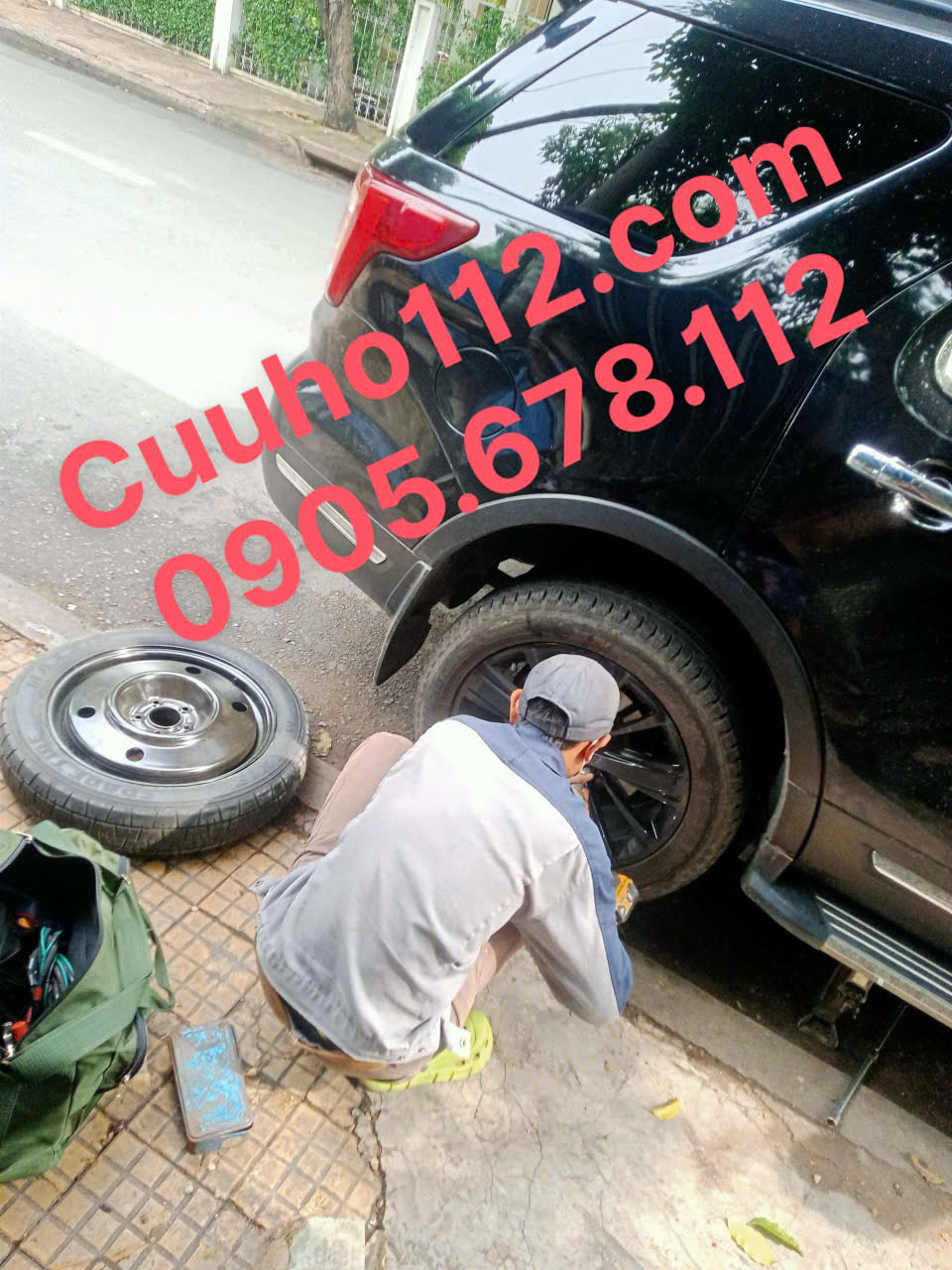 Vá xe ô tô tại Thủ Đức