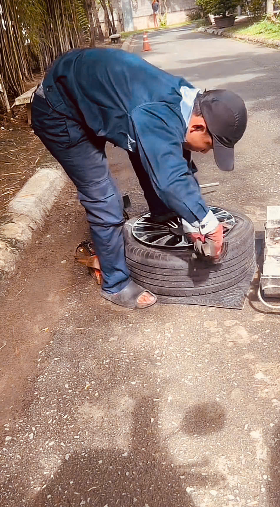 Vá lốp ô tô tại quận 9