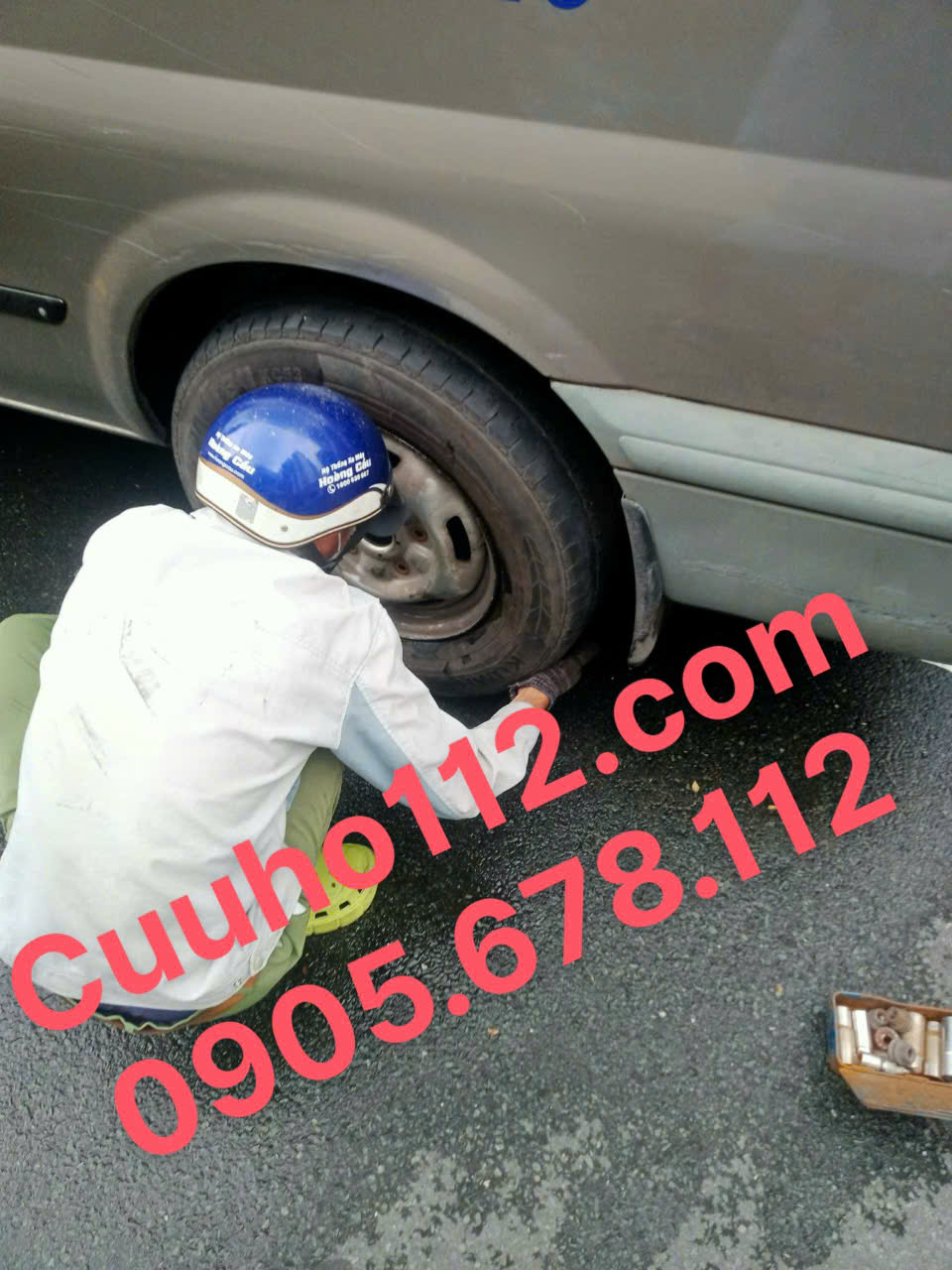 Vá lốp ô tô tận nơi tại Thủ Đức 