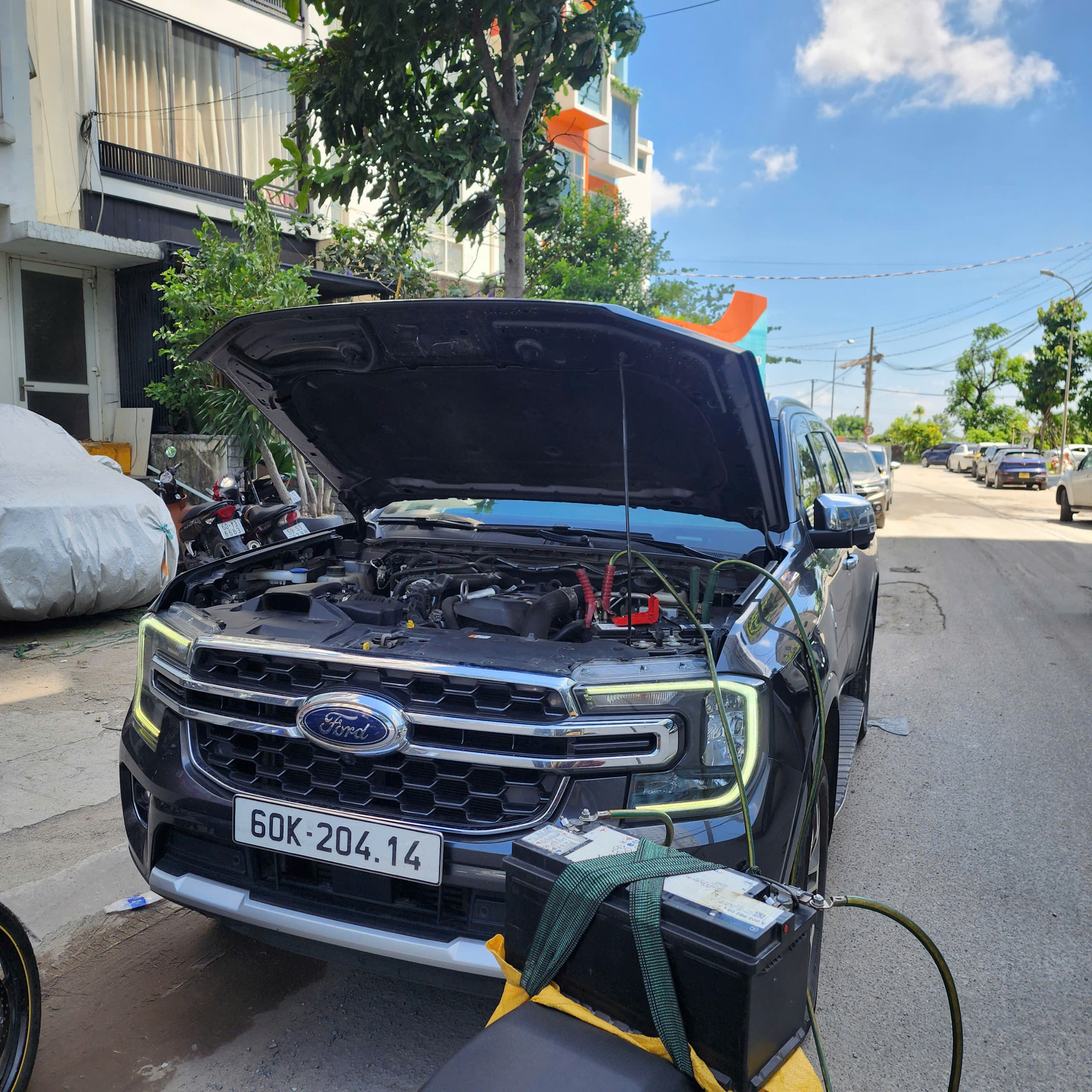 cứu hộ ô tô bị chập điện