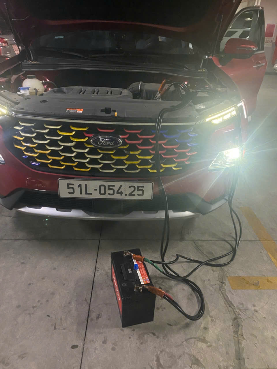 cứu hộ ô tô không đề được