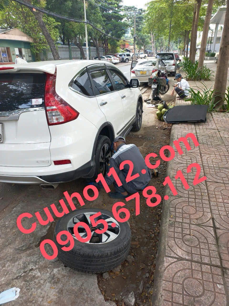 cứu hộ ô tô chuyên nghiệp Sài Gòn